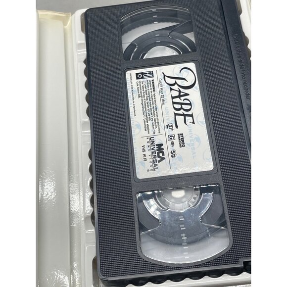 Babe VHS tape rated G 1998 Universal 1h 32 min family features READ - Picture 3 of 4